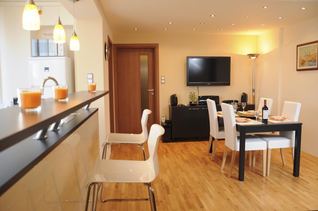 Derelli Elegance Apartment Sofia Cameră foto